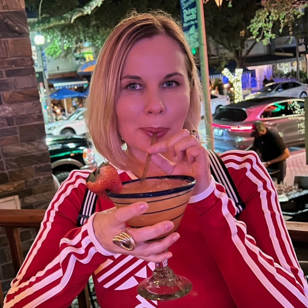 Meet your Posher, Julia